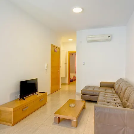 Apartment 1 Bedroom Apartment, Best Location Sliema