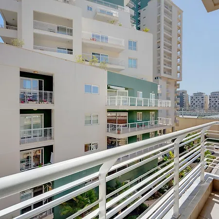 1 Bedroom Apartment, Best Location Apartment