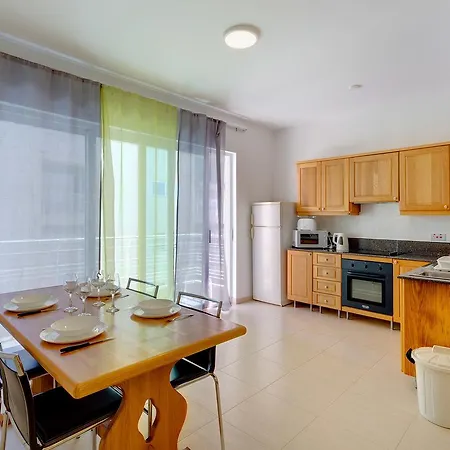 Apartment 1 Bedroom Apartment, Best Location
