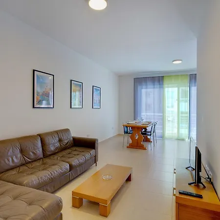 Apartment 1 Bedroom Apartment, Best Location *